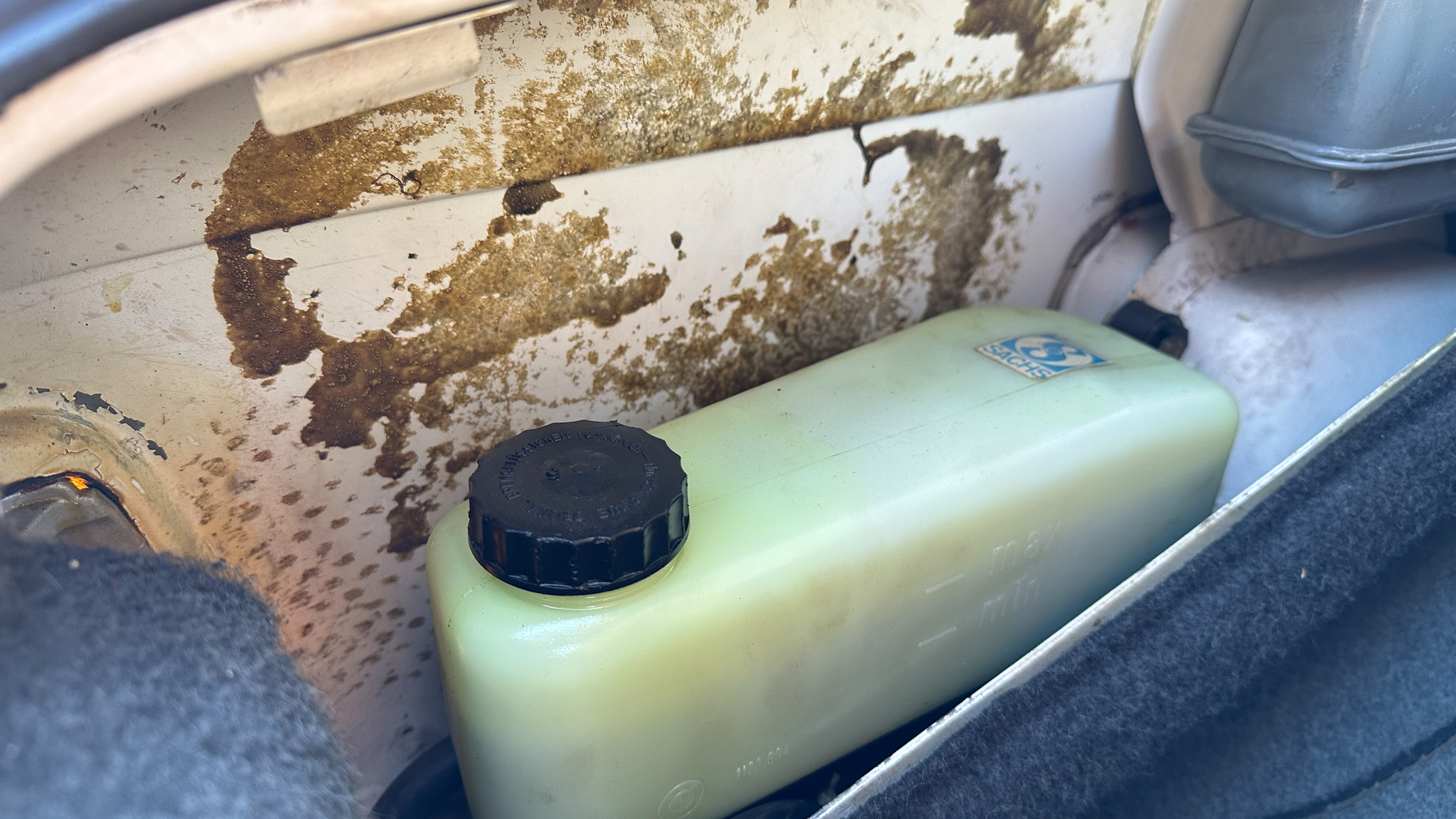 Interiörbild 1984 BMW 745i Executive Automat