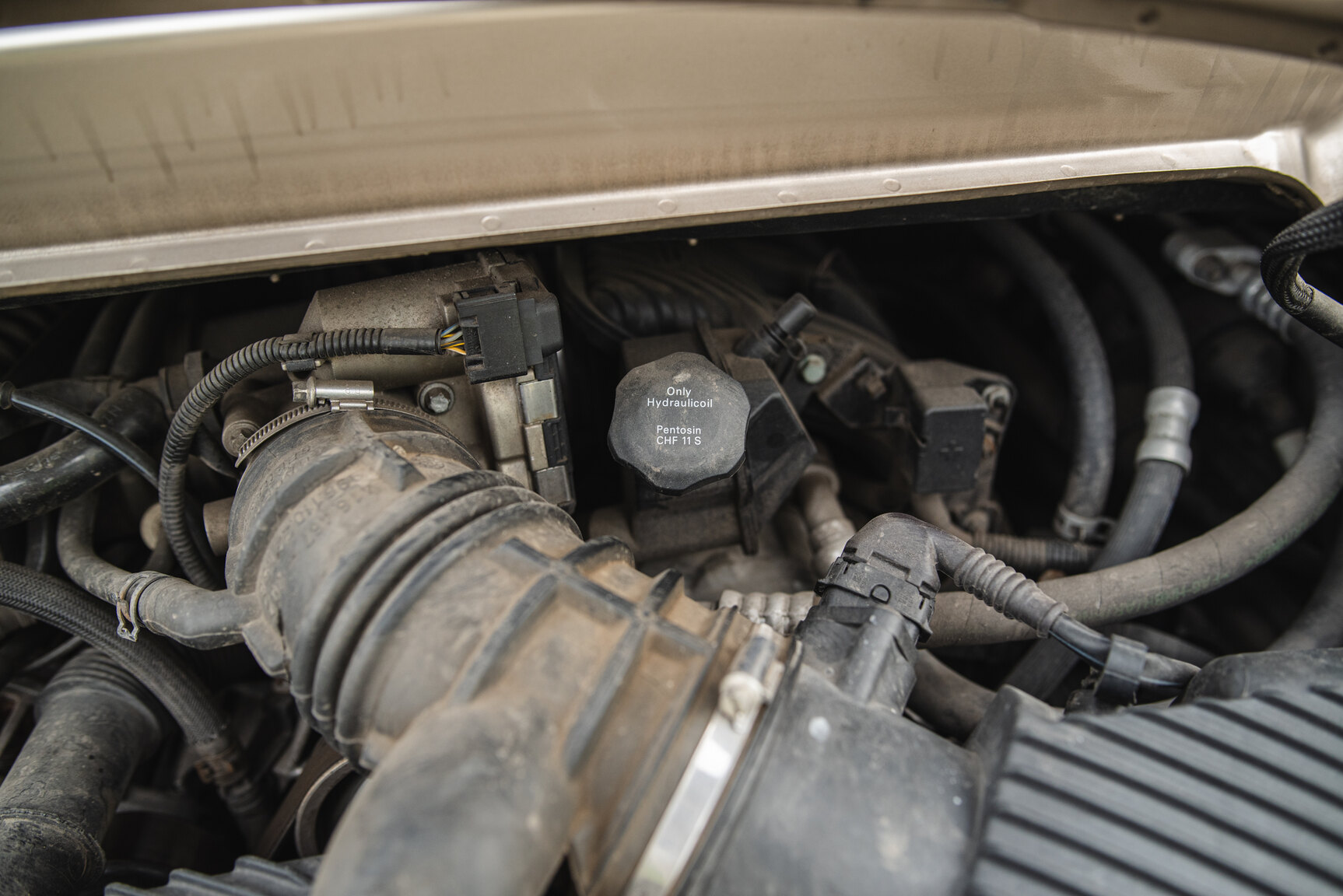 Image of 2004 Porsche 911 Carrera 4 mechanics
