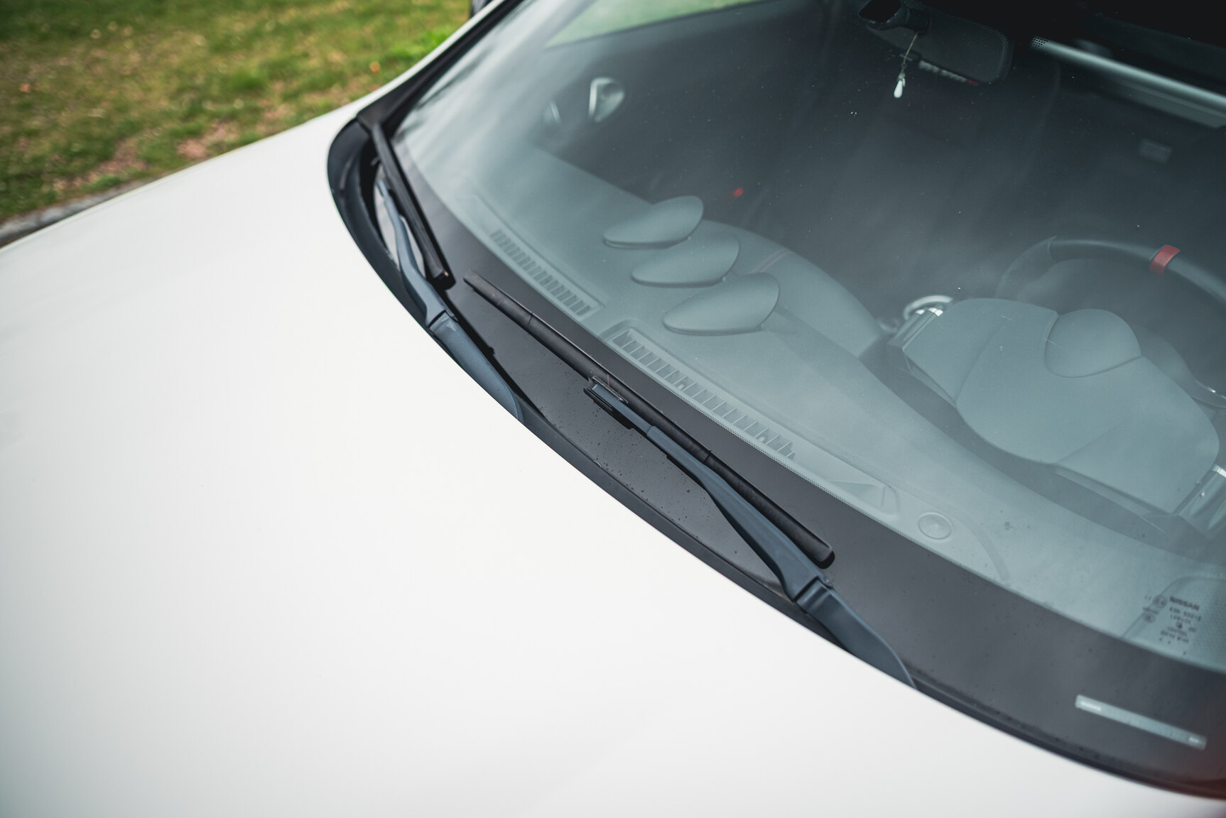 Exterior image of 2014 Nissan 370Z Nismo