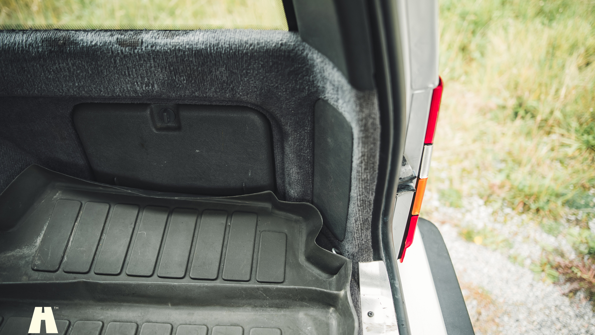 Interiörbild 1997 Volvo 945 