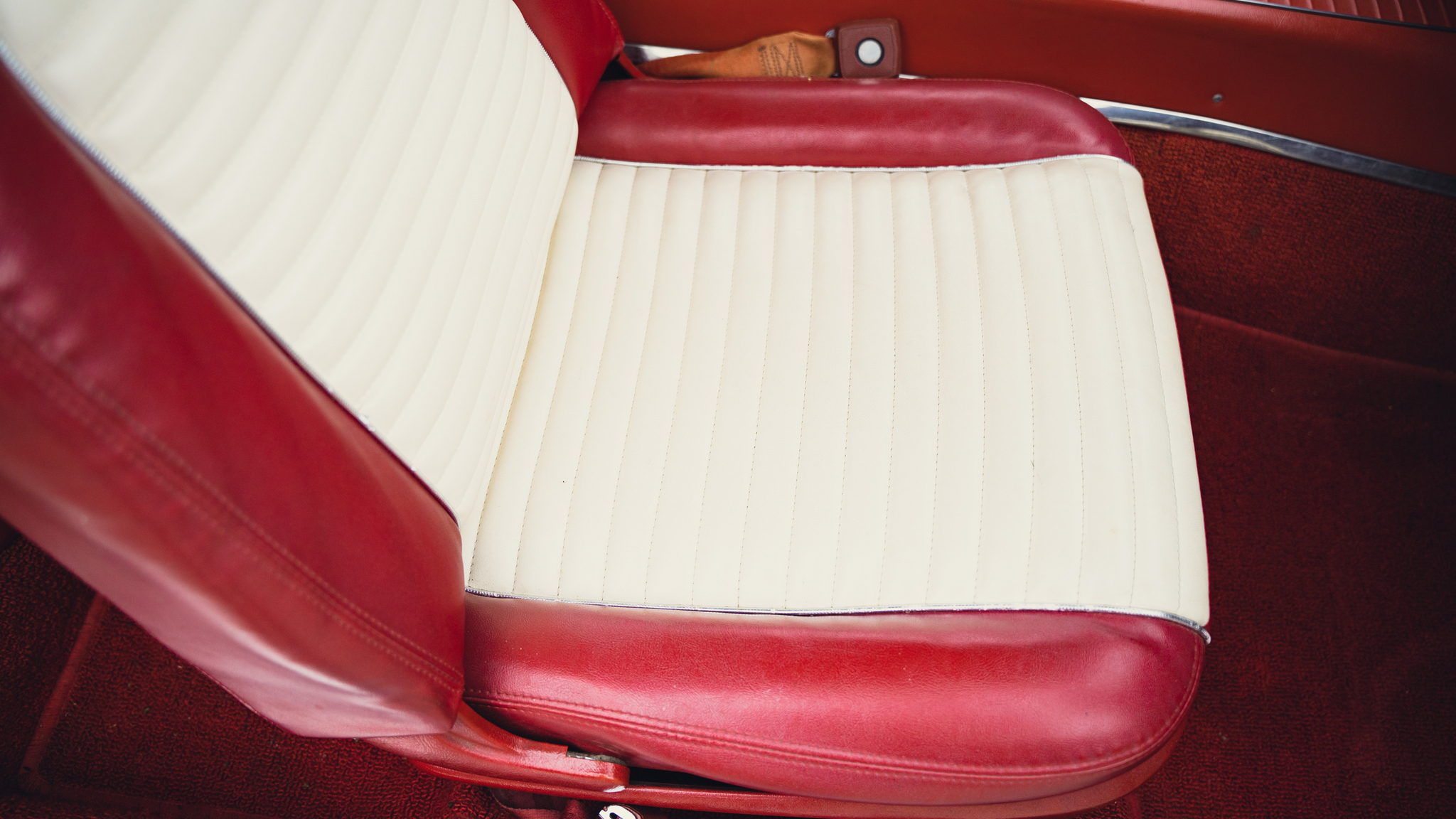Interior image of 1959 Ford Thunderbird hardtop