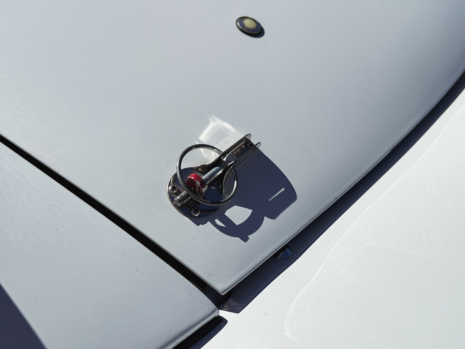 Exteriörbild på 1971 Porsche 911 RSR Tribute