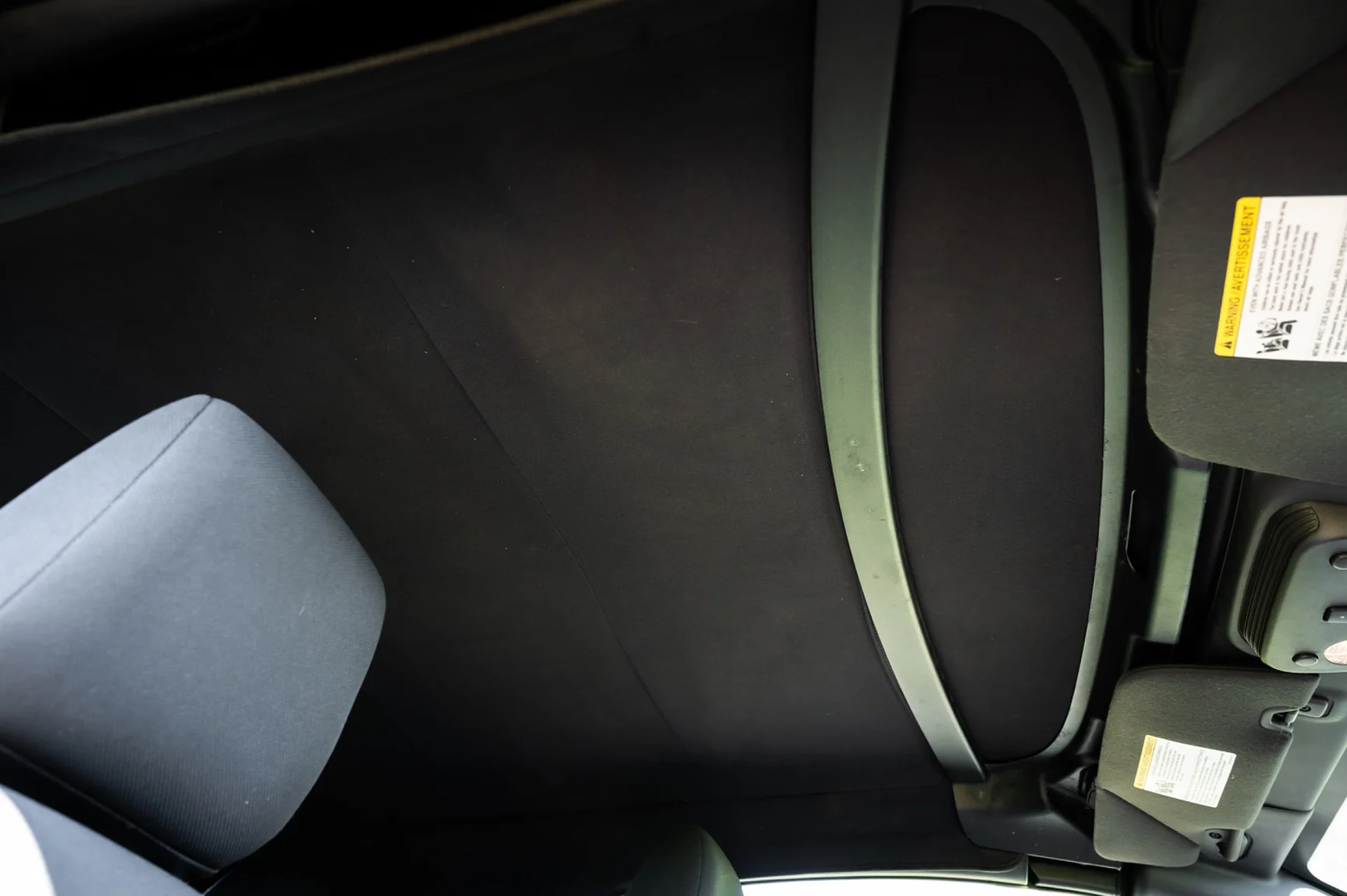 Interior image of 2006 Ford Mustang Convertible (18)