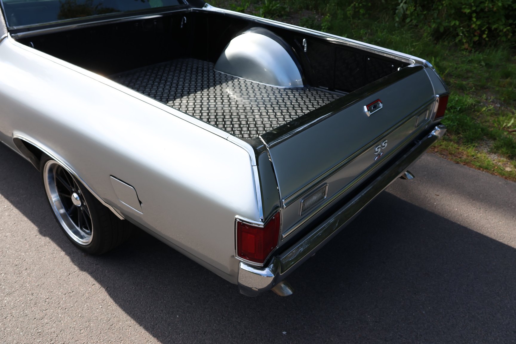 Exterior image of 1970 Chevrolet El Camino SS Tribute (14)