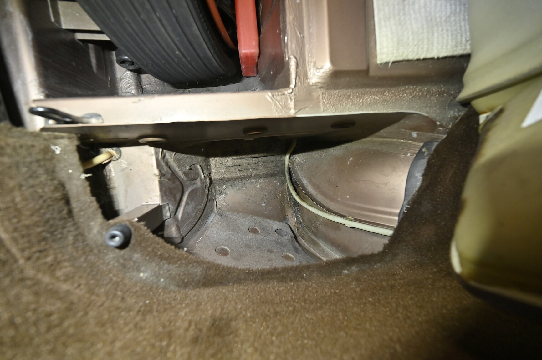 Interior image of 1987 Porsche 944 Automat