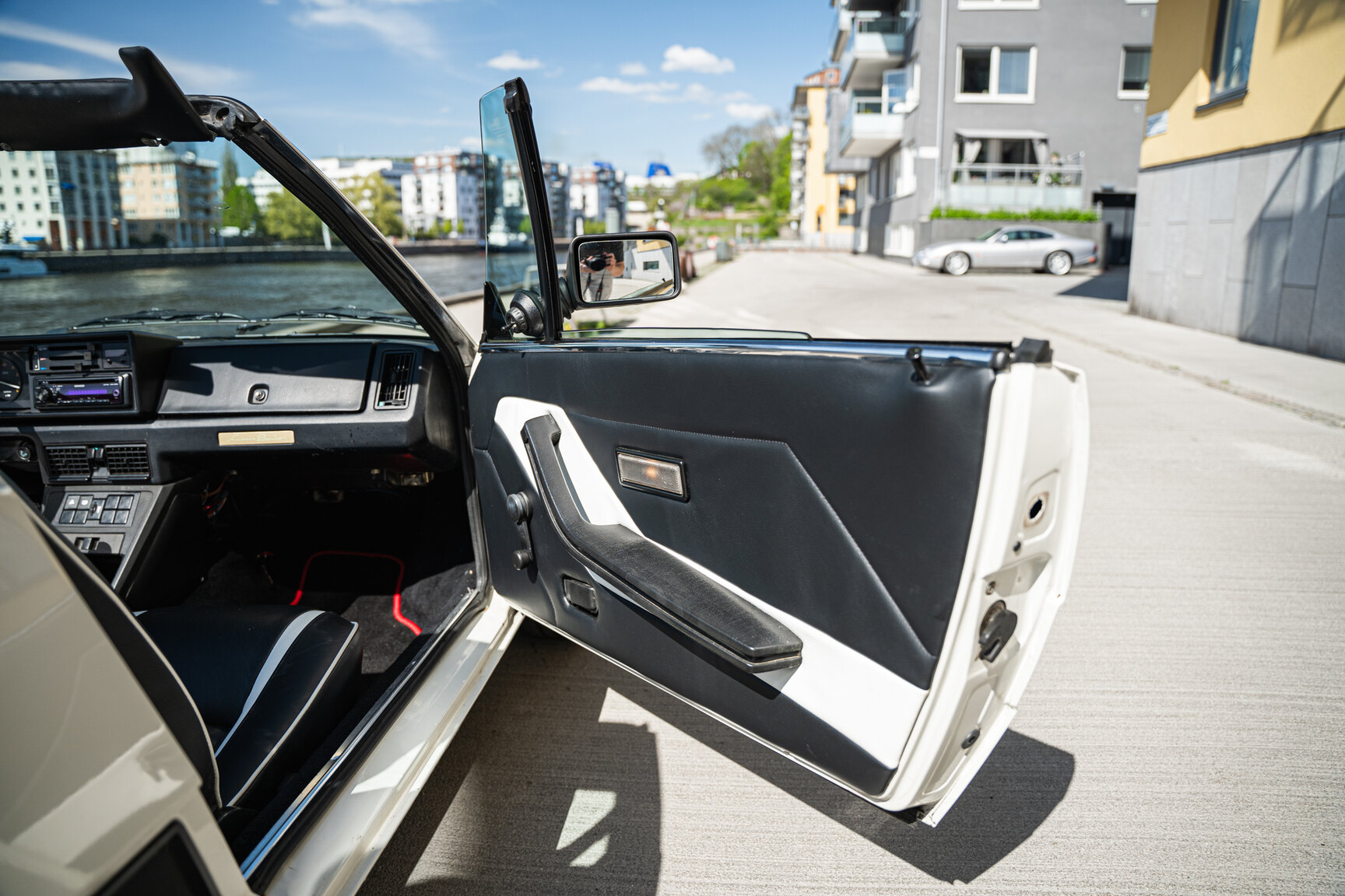 Interiörbild 1984 Bertone X 1/9