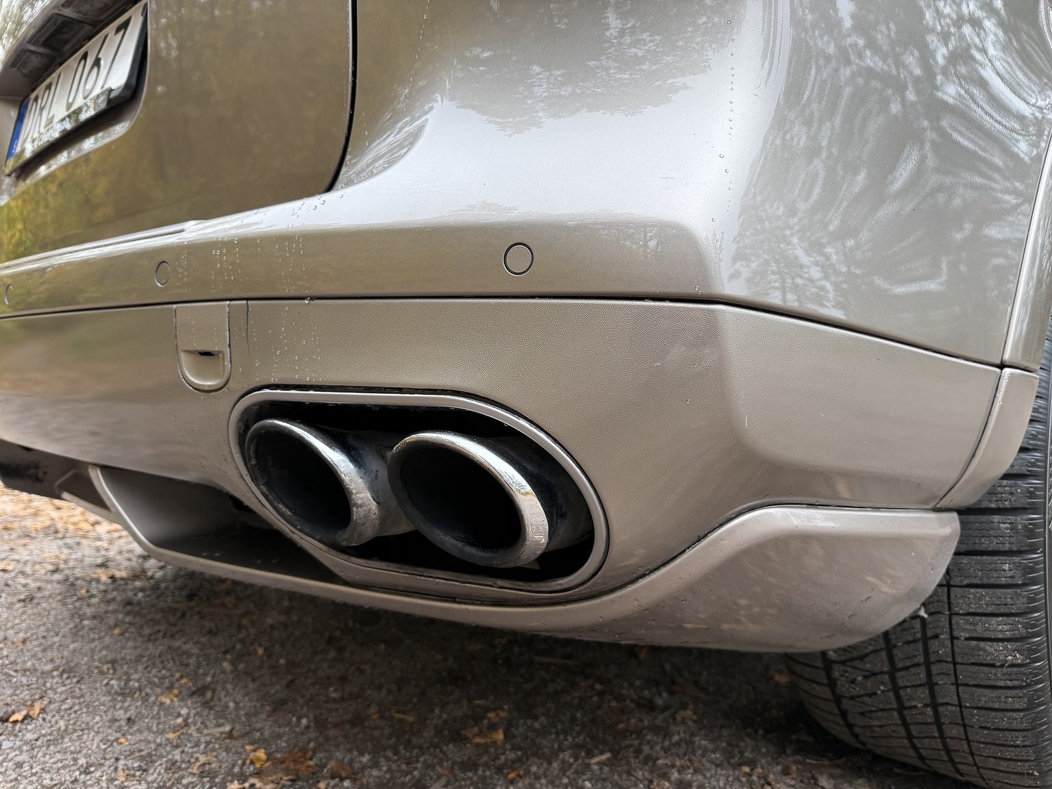 Exteriörbild på 2008 Porsche Cayenne GTS 6-växlad Manuell