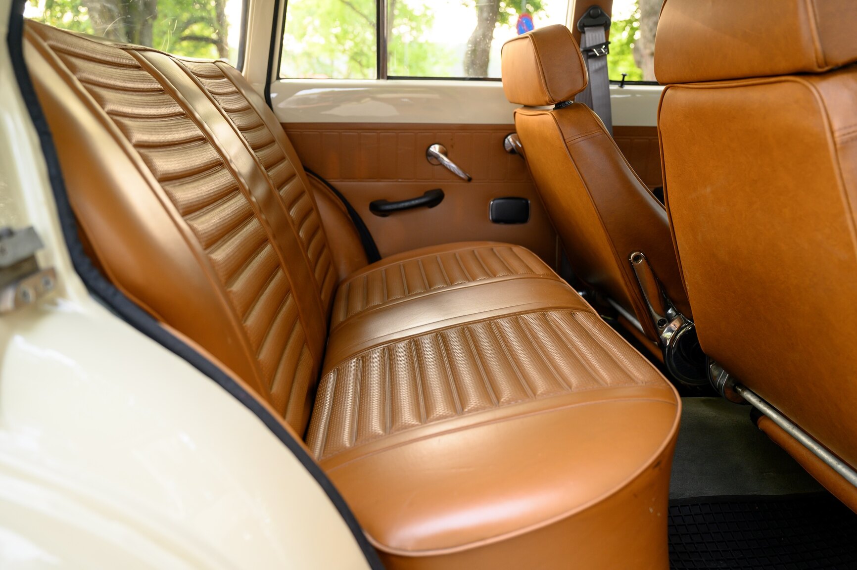Interior image of 1968 Amazon Herrgårdsvagn