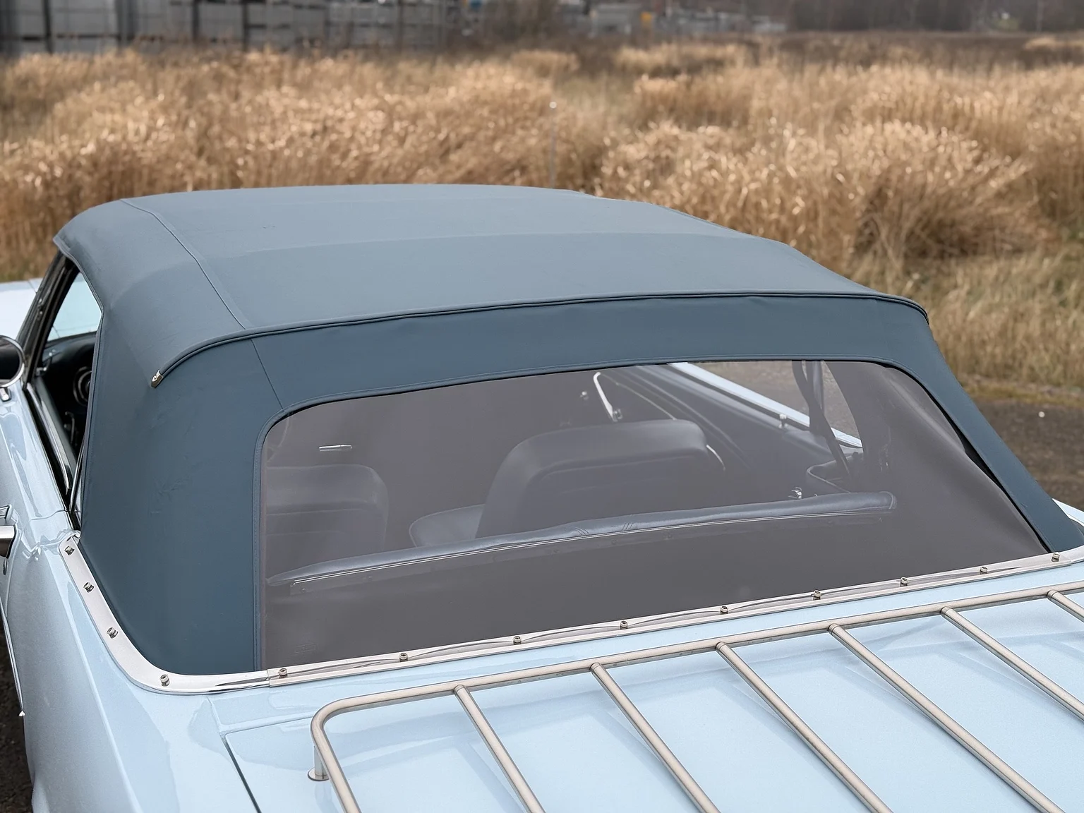 Exteriörbild på 1966 Ford Mustang Convertible 289 V8 (21)