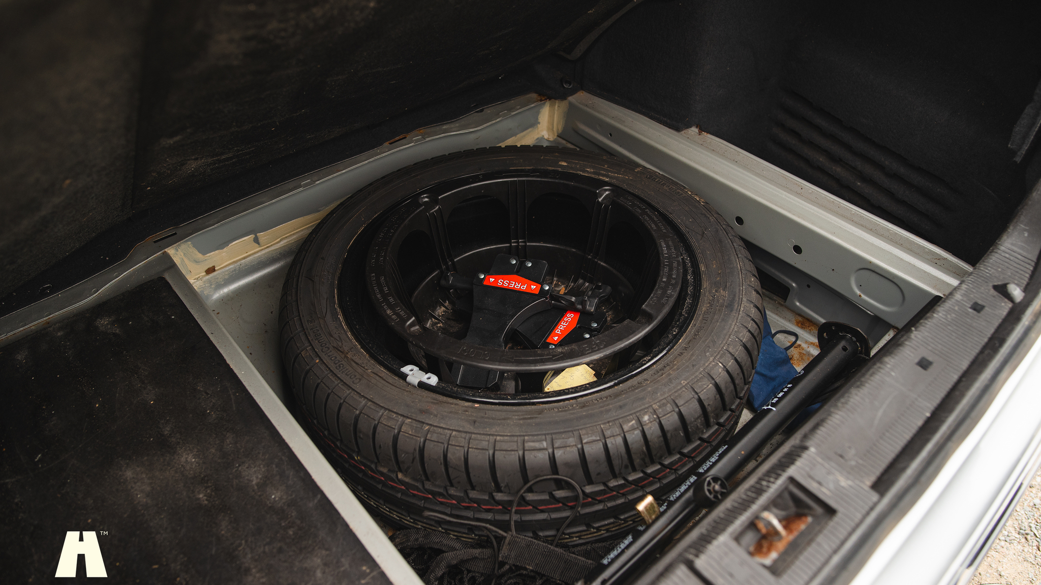 Innenraumfoto von 2000 Mercedes E430