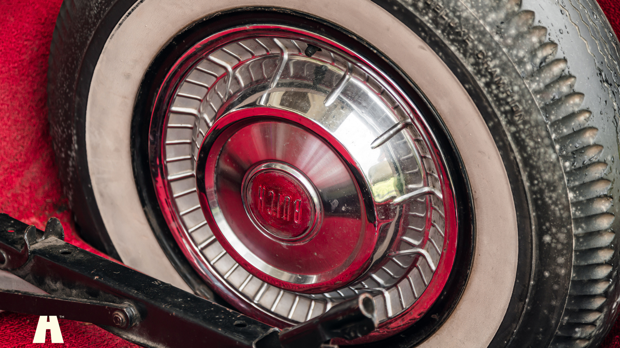 Interior image of 1957 Buick Special Riviera (Model 46R) V8 (29)