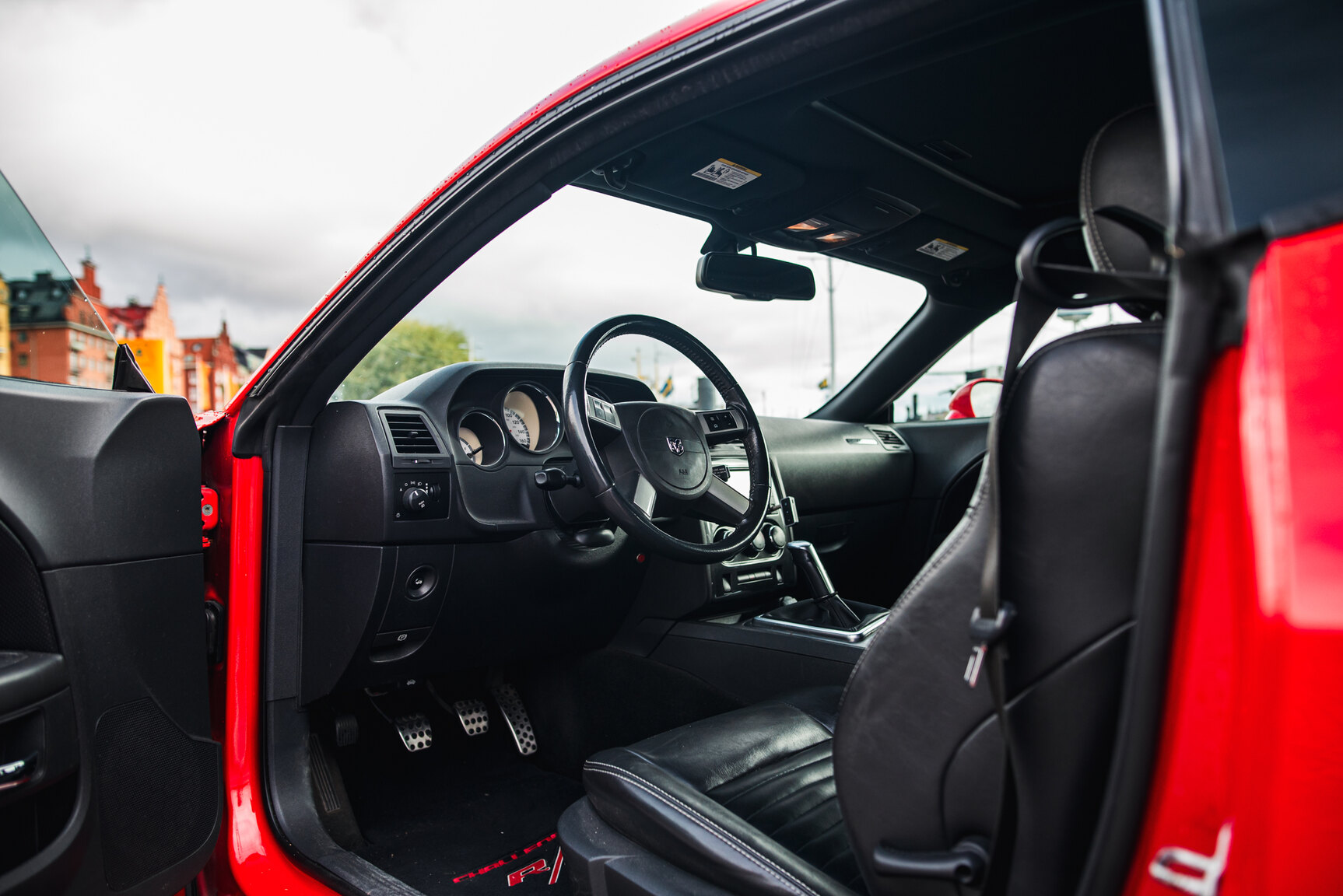 Interior image of 2010 Dodge Challenger 5.7 V8 HEMI Manuell