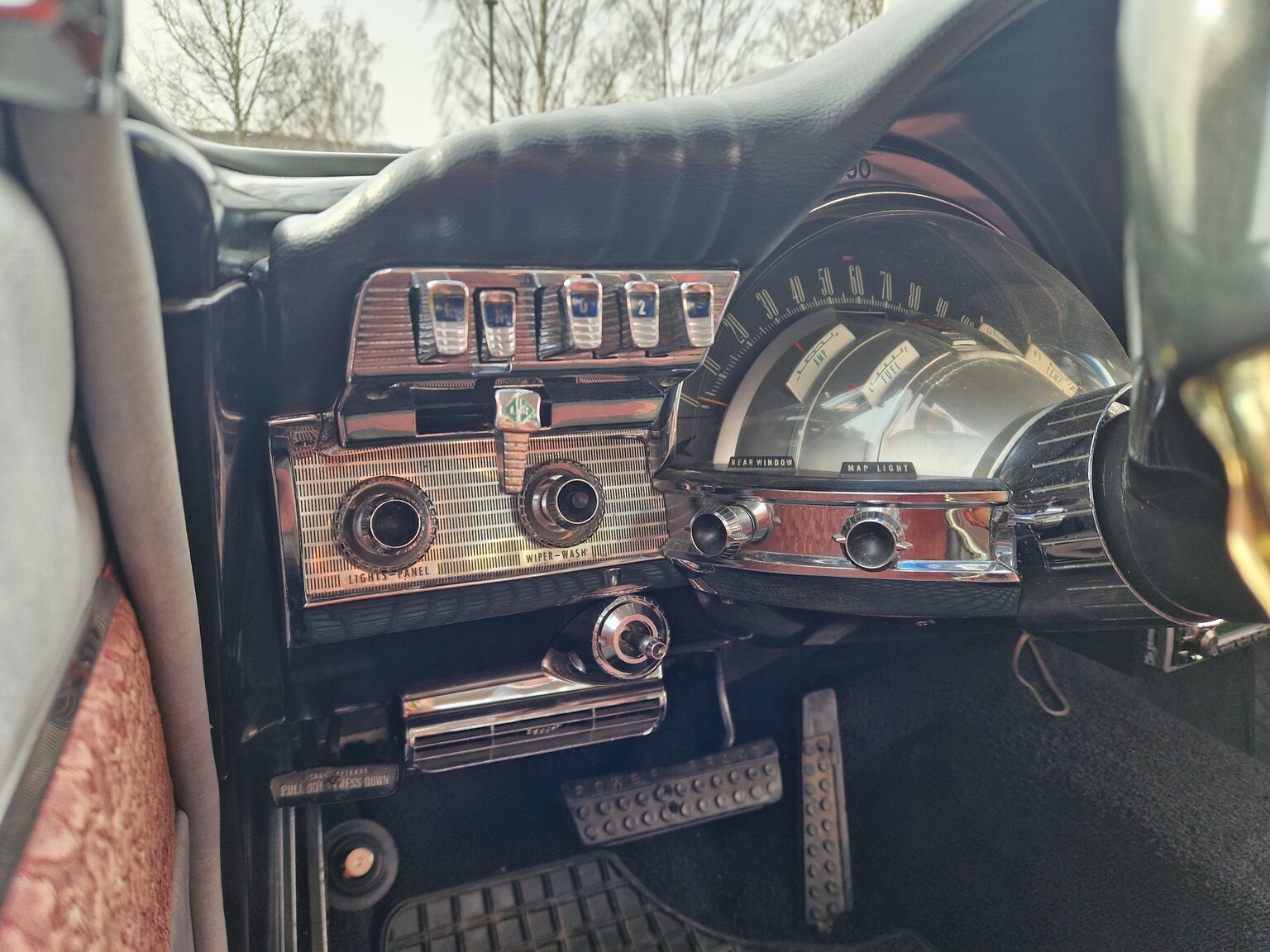 Innenraumfoto von 1961 Chrysler New Yorker Sedan (58)