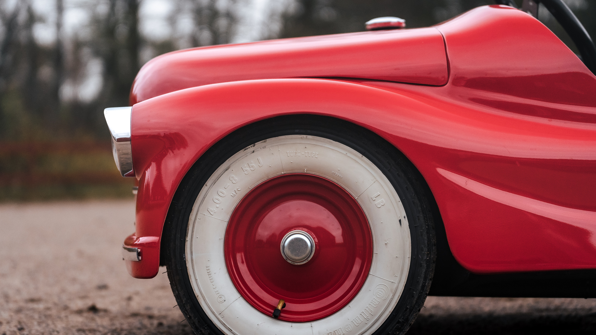 Exterior image of 1971 Austin J40 Moped Car