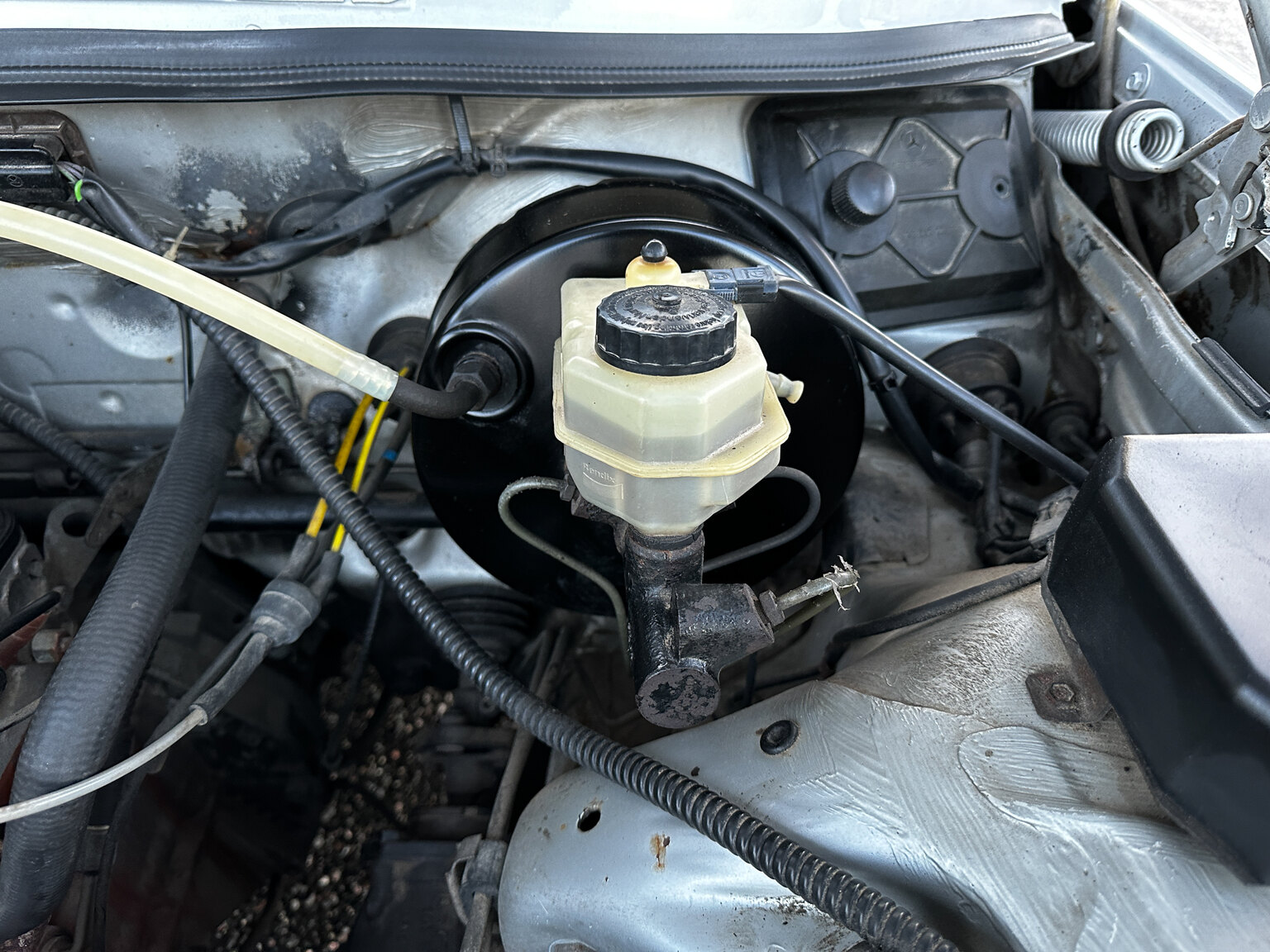 Image of 1978 Mercedes-Benz 250 mechanics