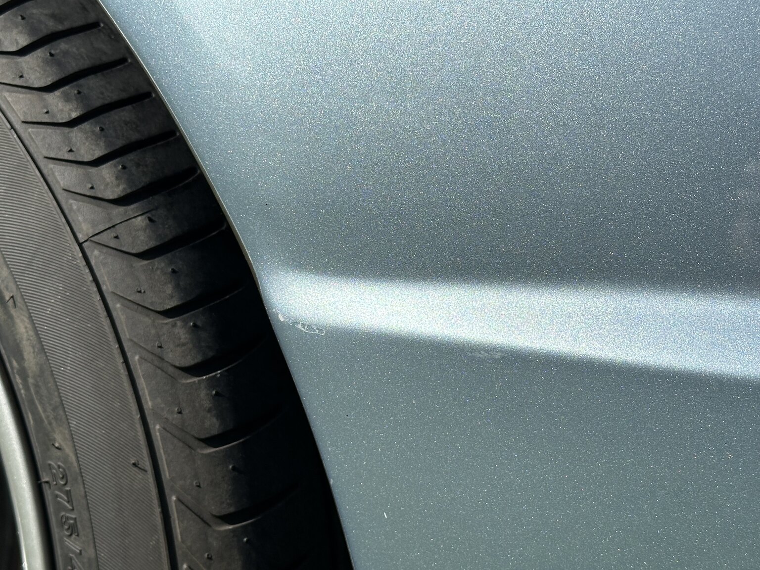 Exterior image of 2001 Ferrari 360 Modena V8 Manual (52)