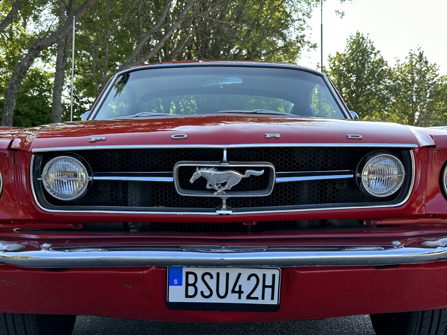 Exterior image of 1965 Ford Mustang 289 Fastback