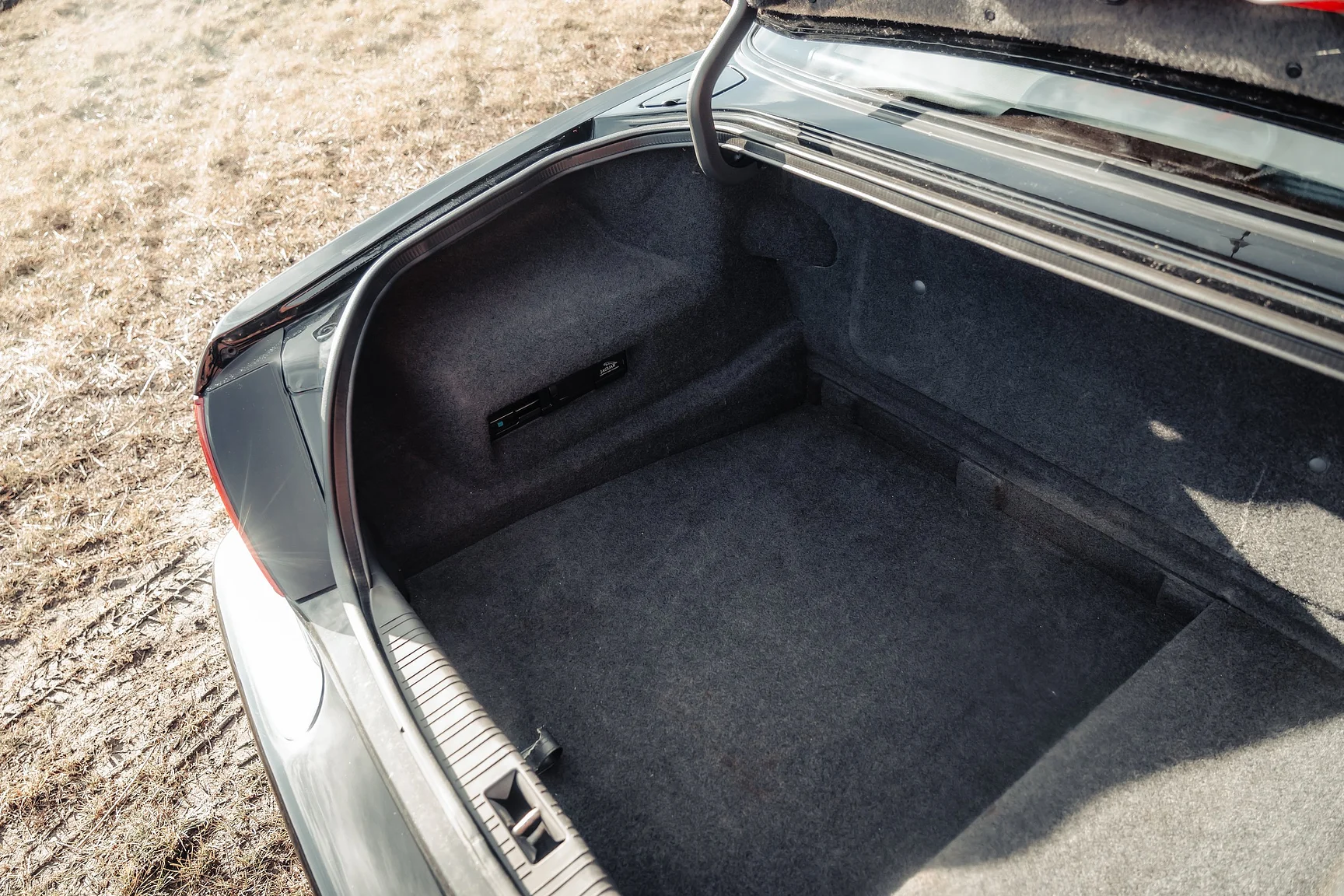 Innenraumfoto von 1997 Jaguar XJR 4.0 Kompressor NO RESERVE (18)