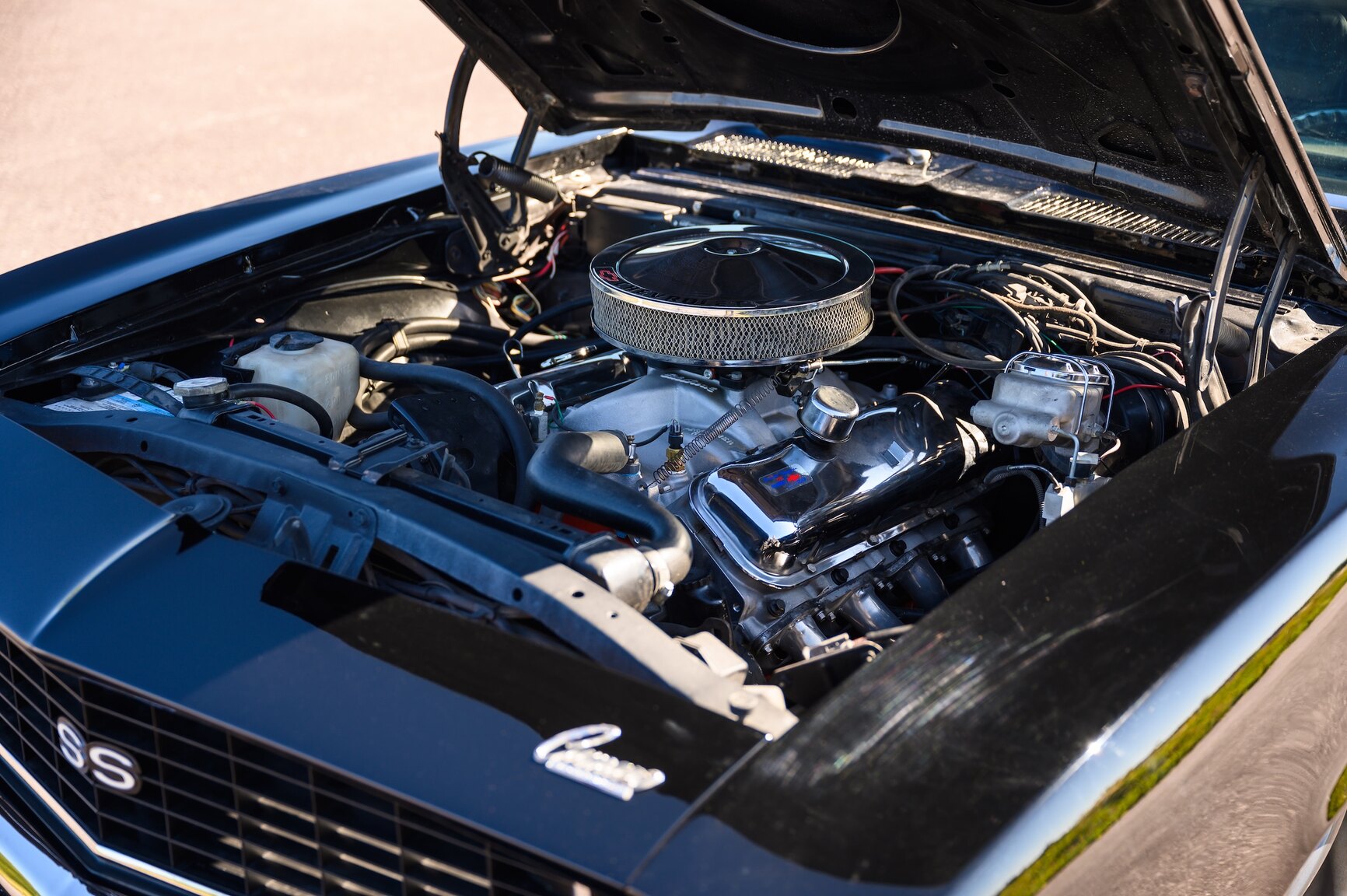 Image of 1969 Chevrolet Camaro SS mechanics