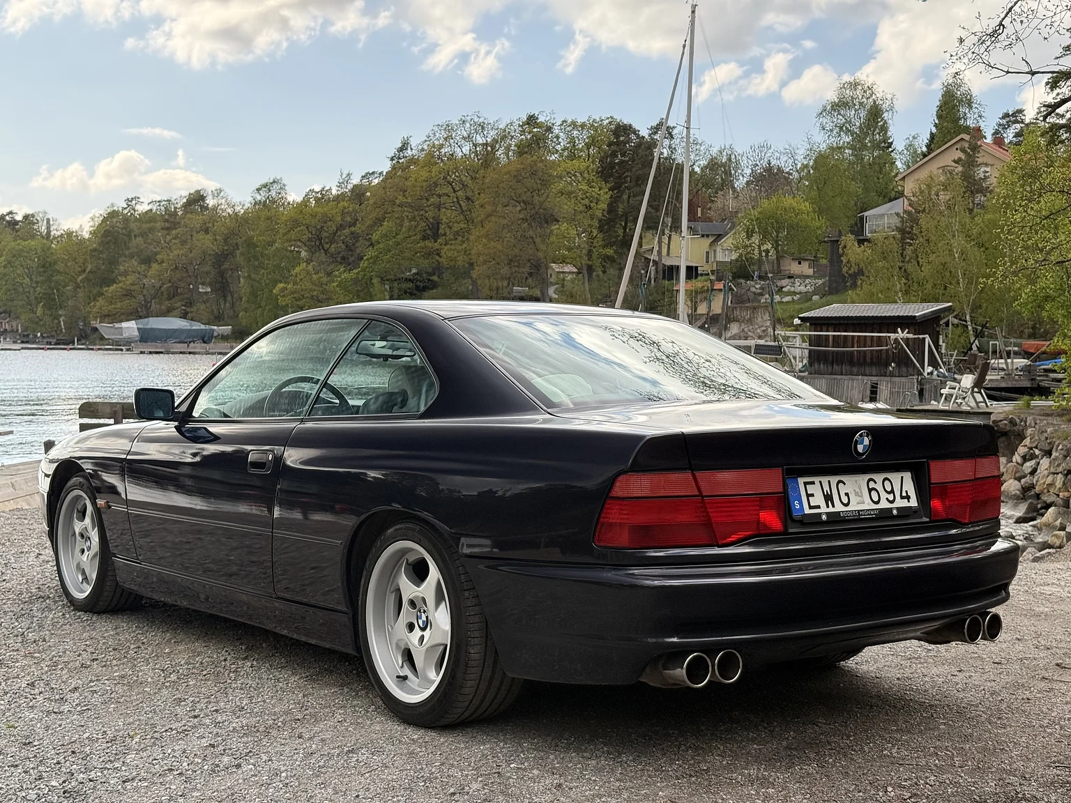 Exterior image of 1994 BMW 840Ci (12)