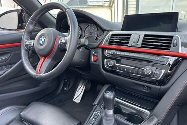 Interior image of 2018 BMW M4 Competition Convertible F83 Manual