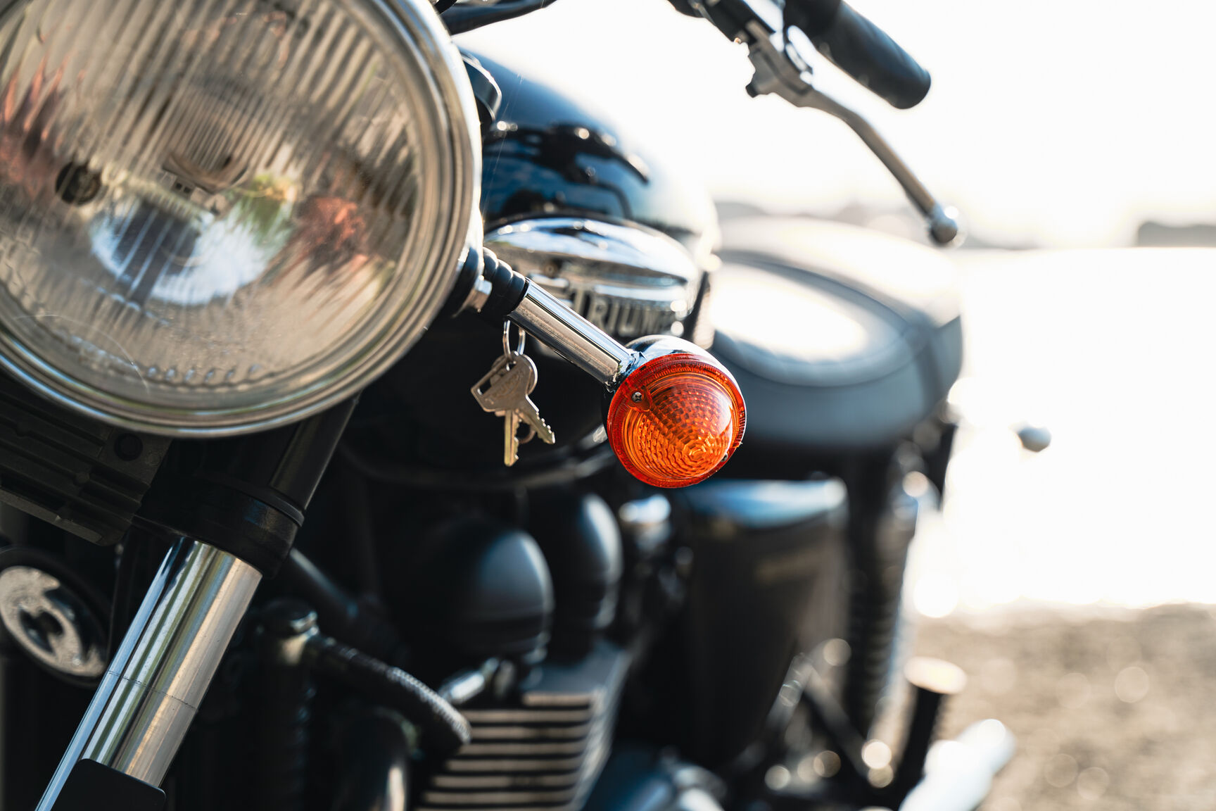 Exterior image of 2007 Triumph Bonneville MH (15)