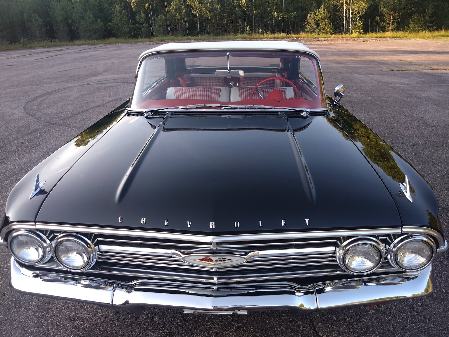 Exterior image of 1960 Chevrolet Impala Cabriolet 5.7 V8 Powerglide