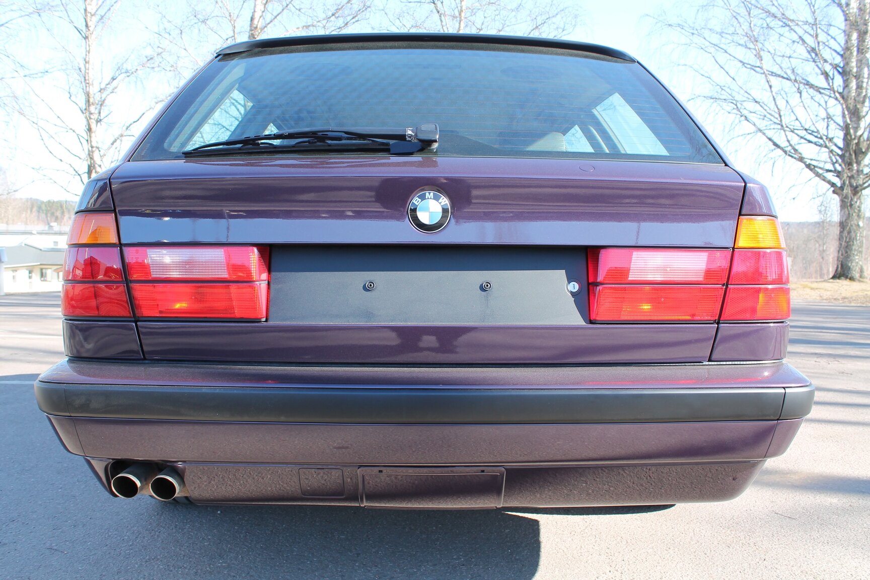 Exteriörbild på 1996 BMW 540i Touring "No Reserve Auction"