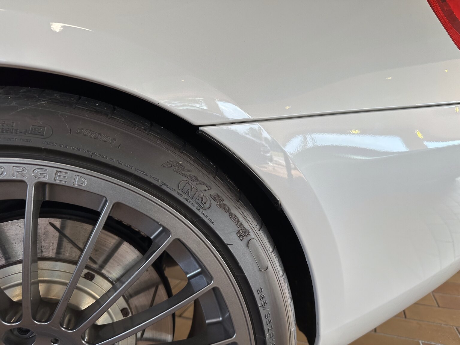 Exterior image of 2012 ALPINA B3 GT3 Switch-Tronic