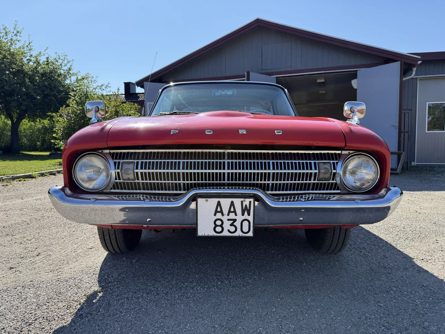 Exterior image of 1961 Ford Falcon Tudor Sedan (2)