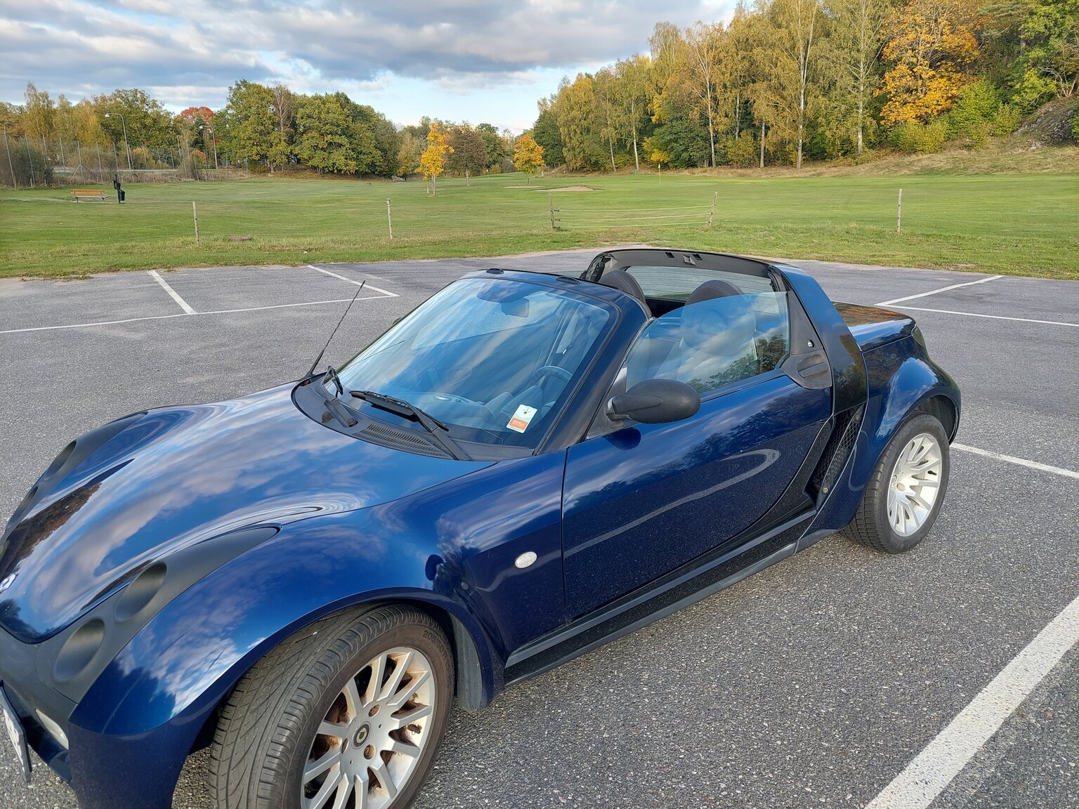 Exteriörbild på 2004 Smart Roadster
