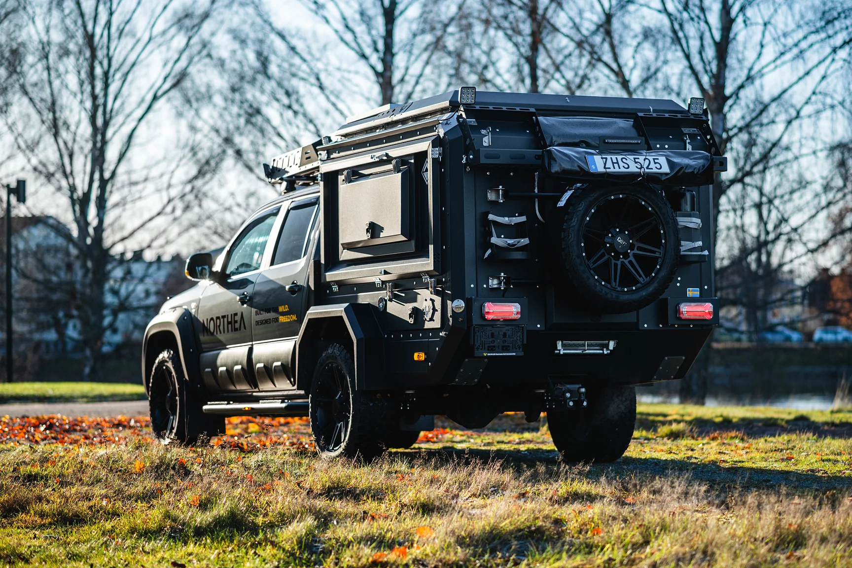 Exterior image of 2020 Northea Camper Expedition Volkswagen Amarok (6)