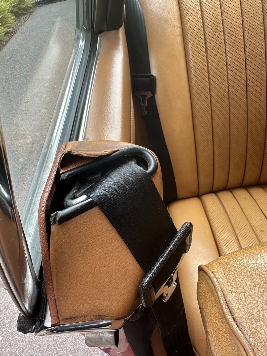 Interiörbild 1977 Mercedes-Benz 280 CE
