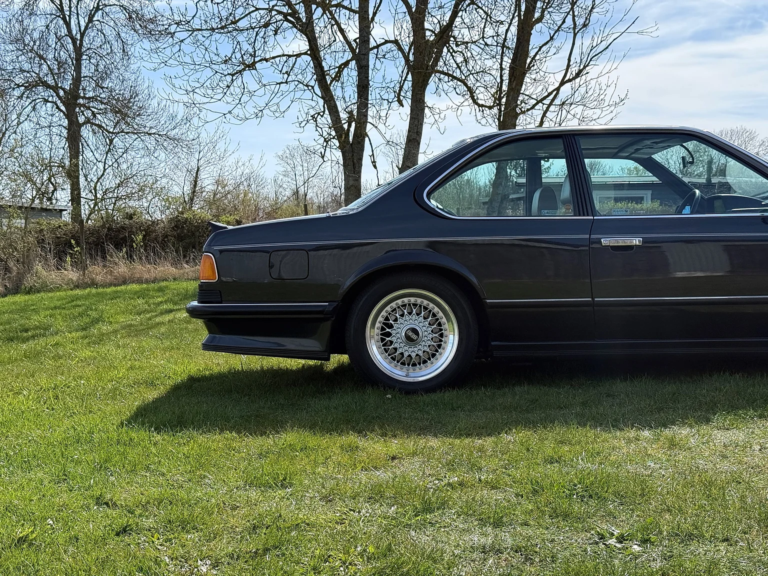 Exterior image of 1985 BMW 635 CSiA (E24) (8)