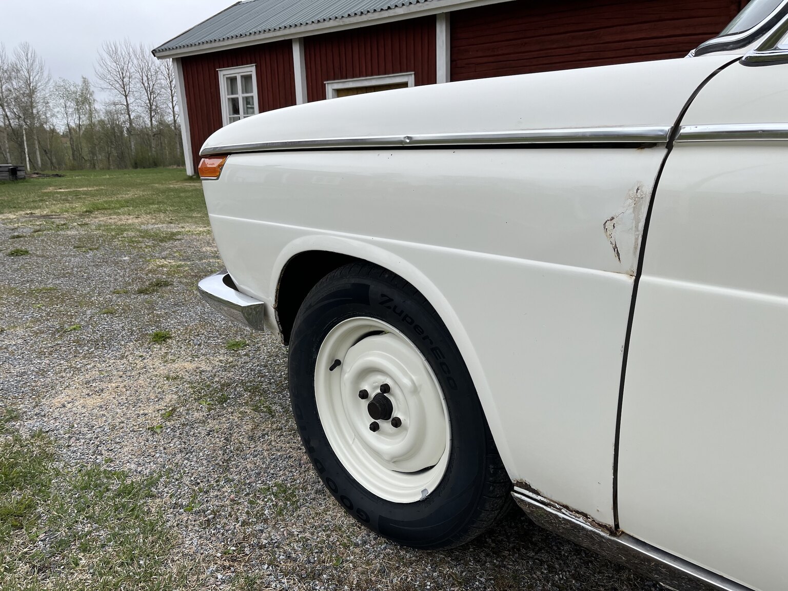 Exterior image of 1965 BMW 1800