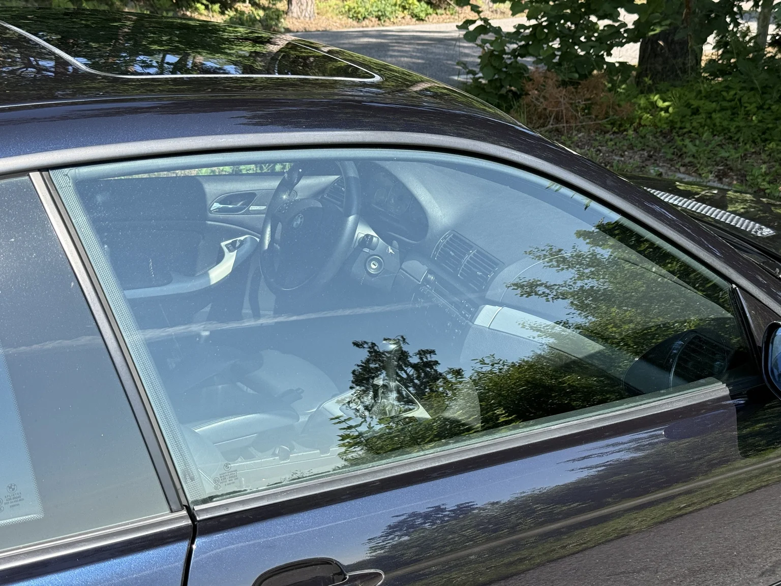 Exterior image of 2004 BMW M3 Coupé (60)