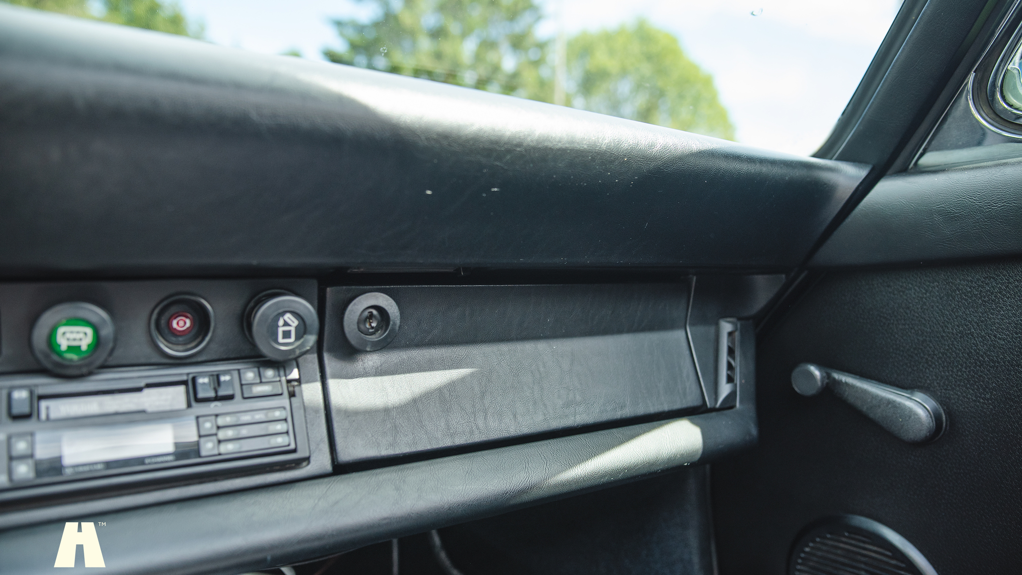 Interiörbild 1976 Porsche 911 Targa