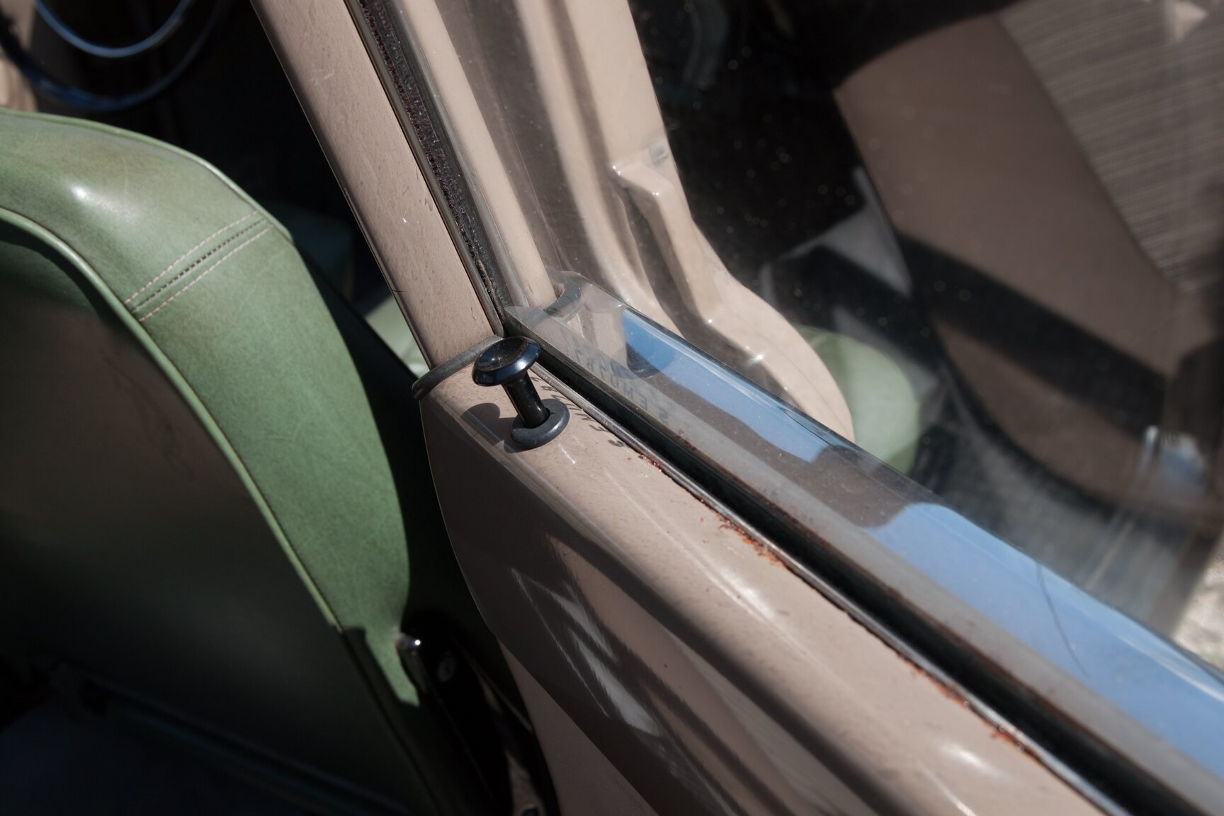 Interior image of 1962 Volvo Amazon (13)