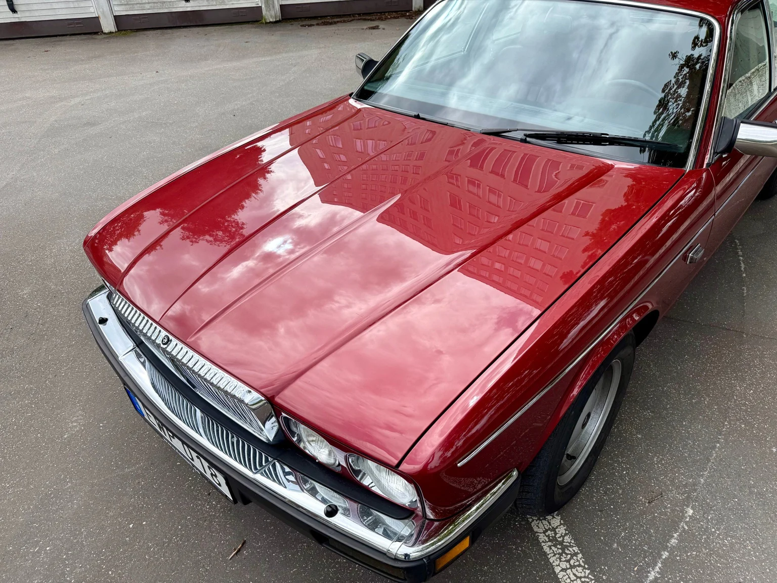 Aussenfoto 1988 Daimler Six (15)