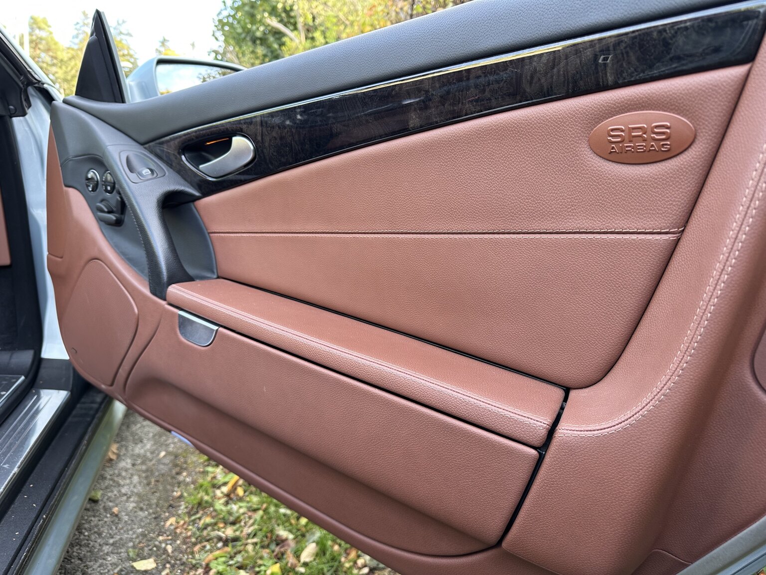 Interiörbild 2007 Mercedes-Benz SL500 AMG