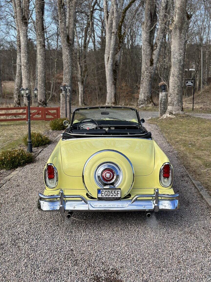 Exterior image of 1955 Mercury Montclair