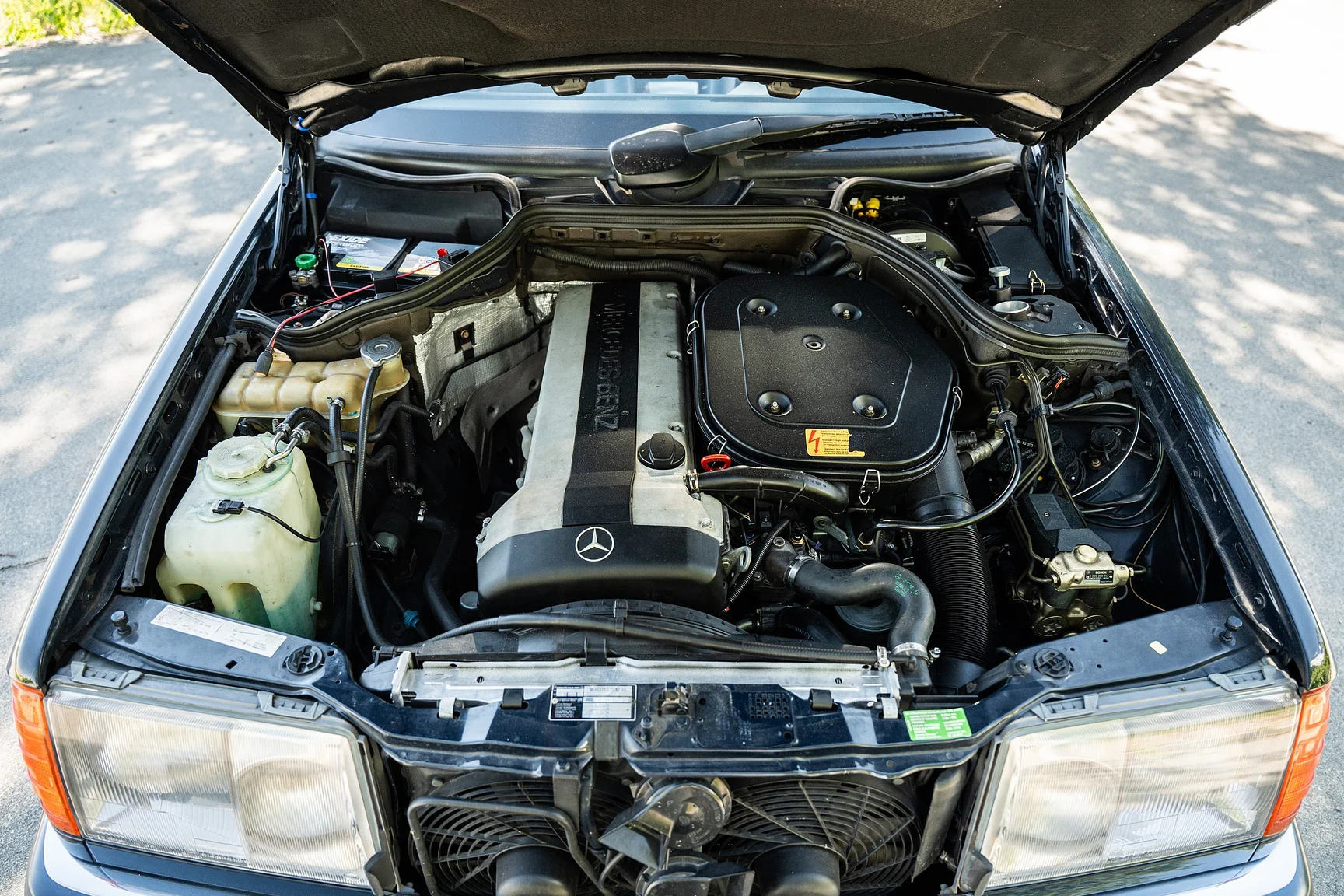 Image of 1993 Mercedes-Benz 300 CE-24 Cabriolet mechanics (1)