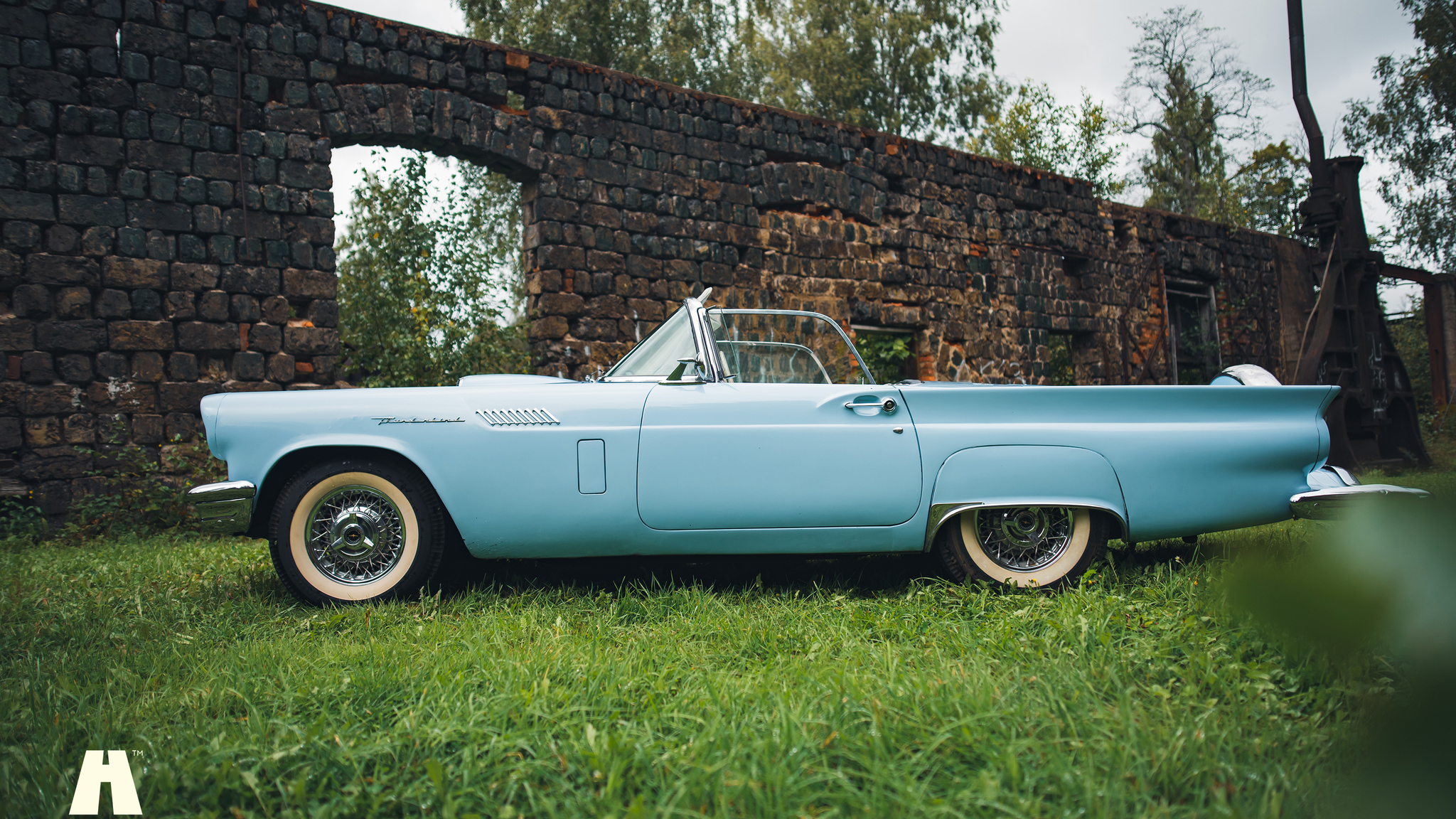 Exteriörbild på 1957 Ford Thunderbird D-Code