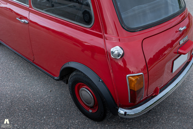 Exterior image of 1970 Austin Mini 1000