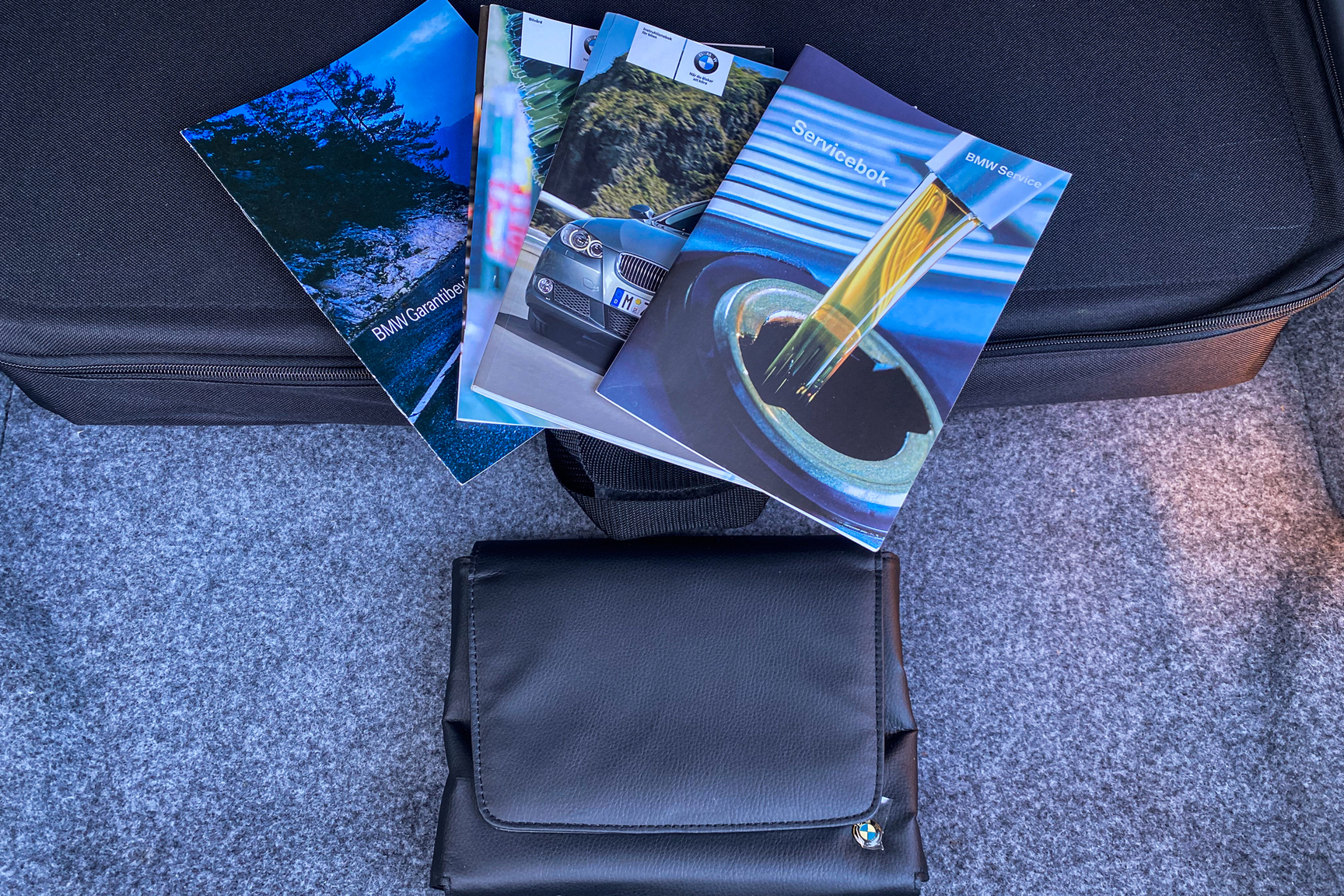 Documentation for 2007 BMW 335i Cabriolet (2)