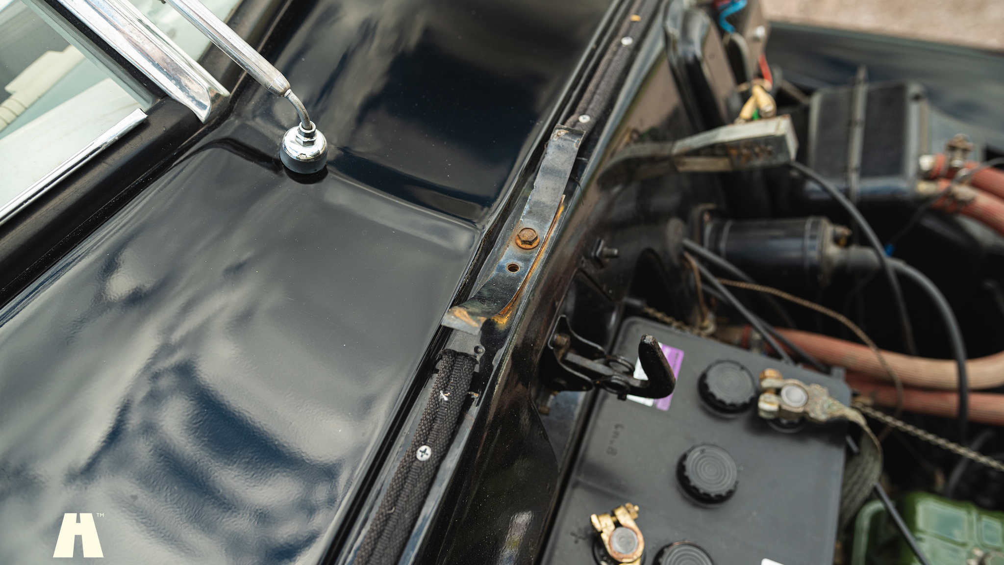 Image of 1953 Volvo PV 444E mechanics