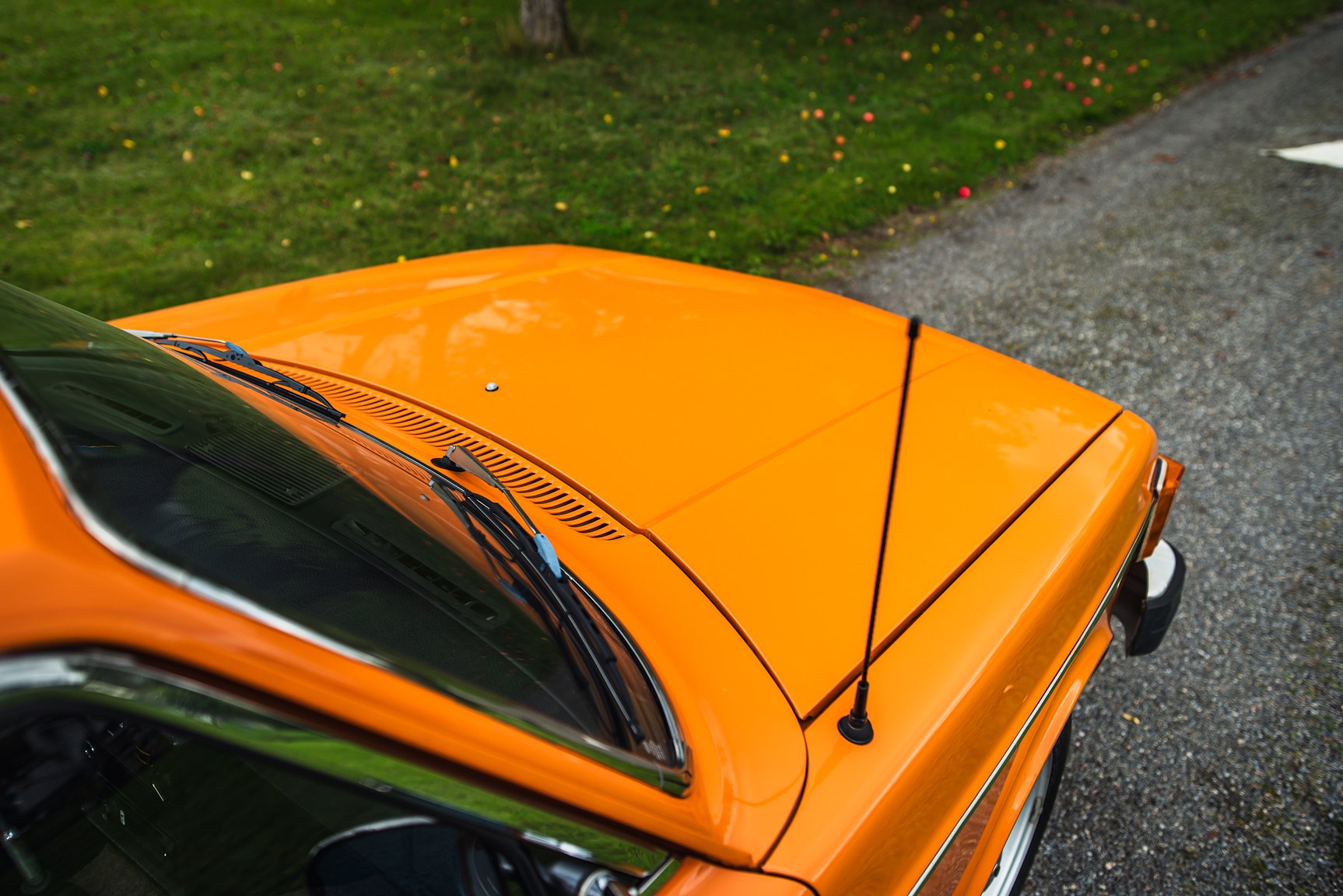 Exteriörbild på 1974 Volvo 142 2.0