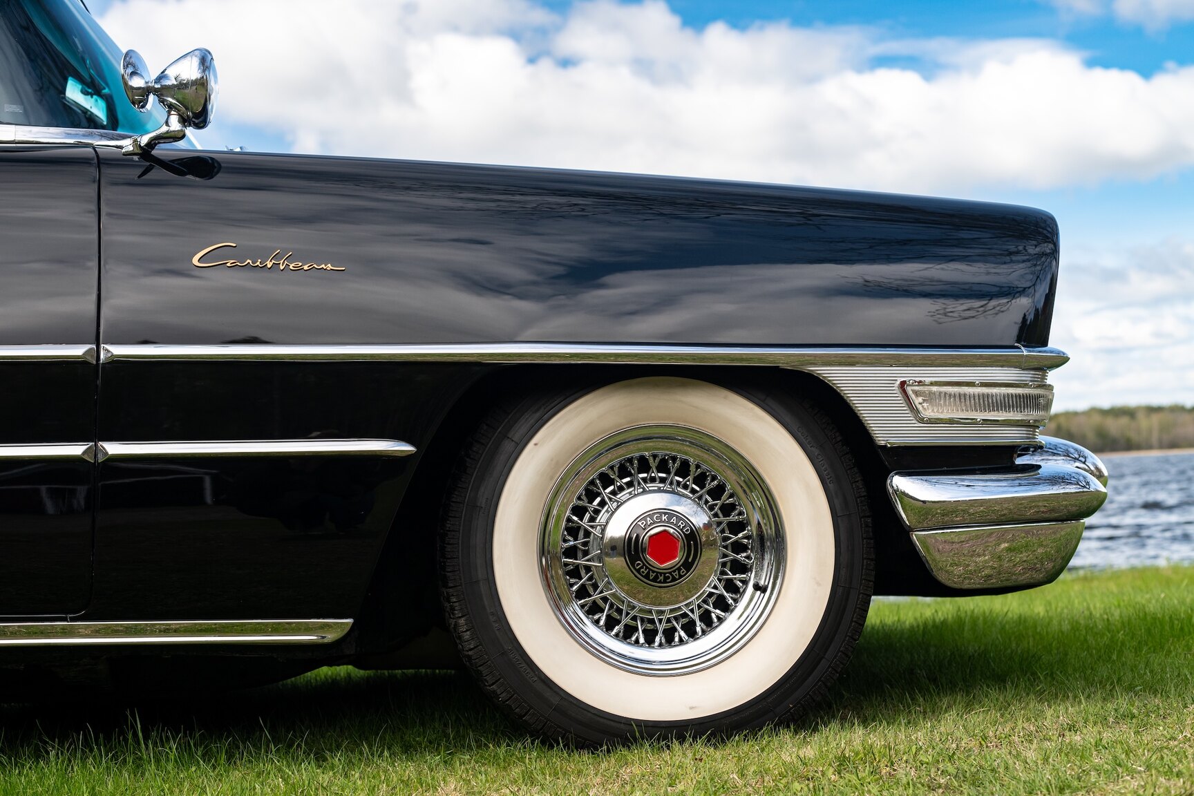 Aussenfoto 1955 Packard Caribbean Cabriolet  (26)