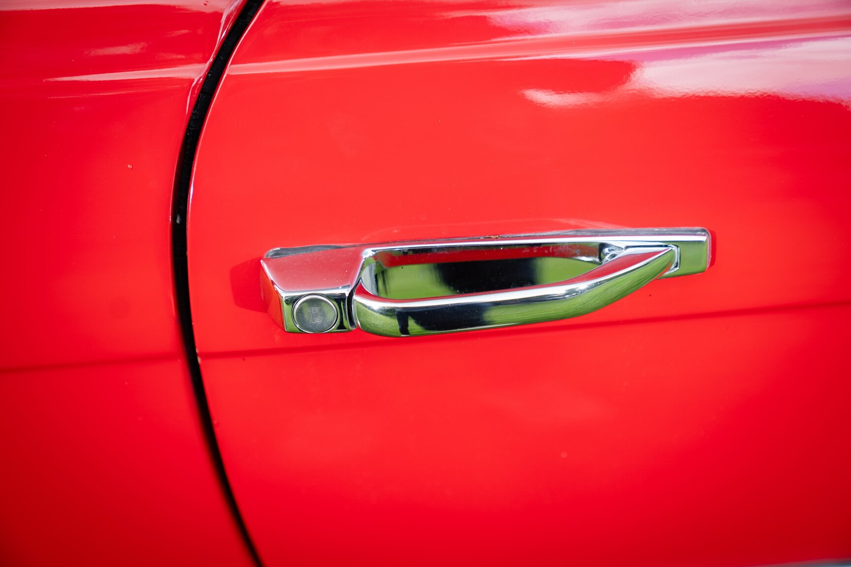 Exteriörbild på 1975 Mercedes-Benz 350 SLC