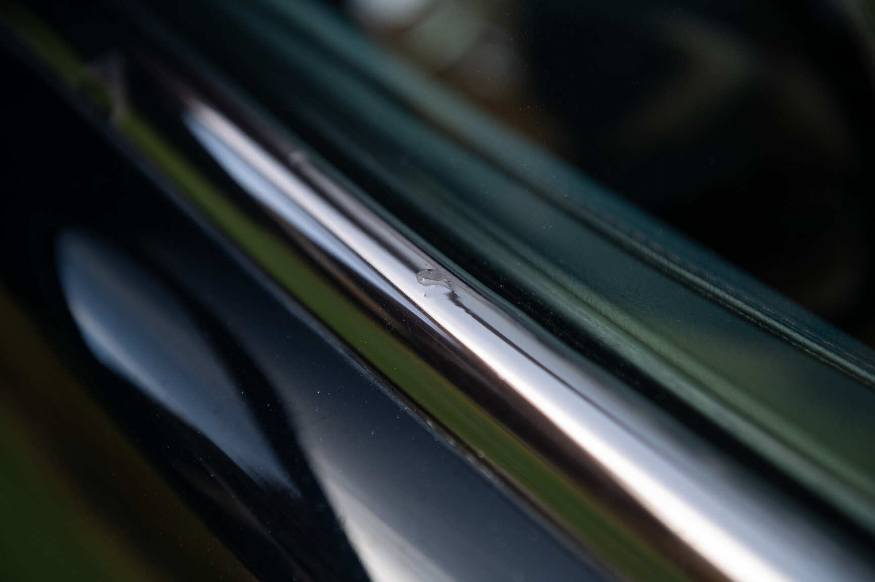 Exteriörbild på 2013 Fisker Karma ES